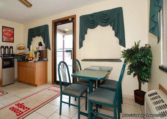Econo Lodge Elkhart Restaurant bilde